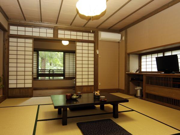 Ryosou Komatsu Bessou Hotell Kokonoe Eksteriør bilde